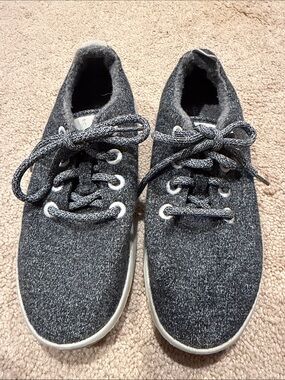 Allbirds Casual Lace-Up Sneakers in Dark Gray Sz 7